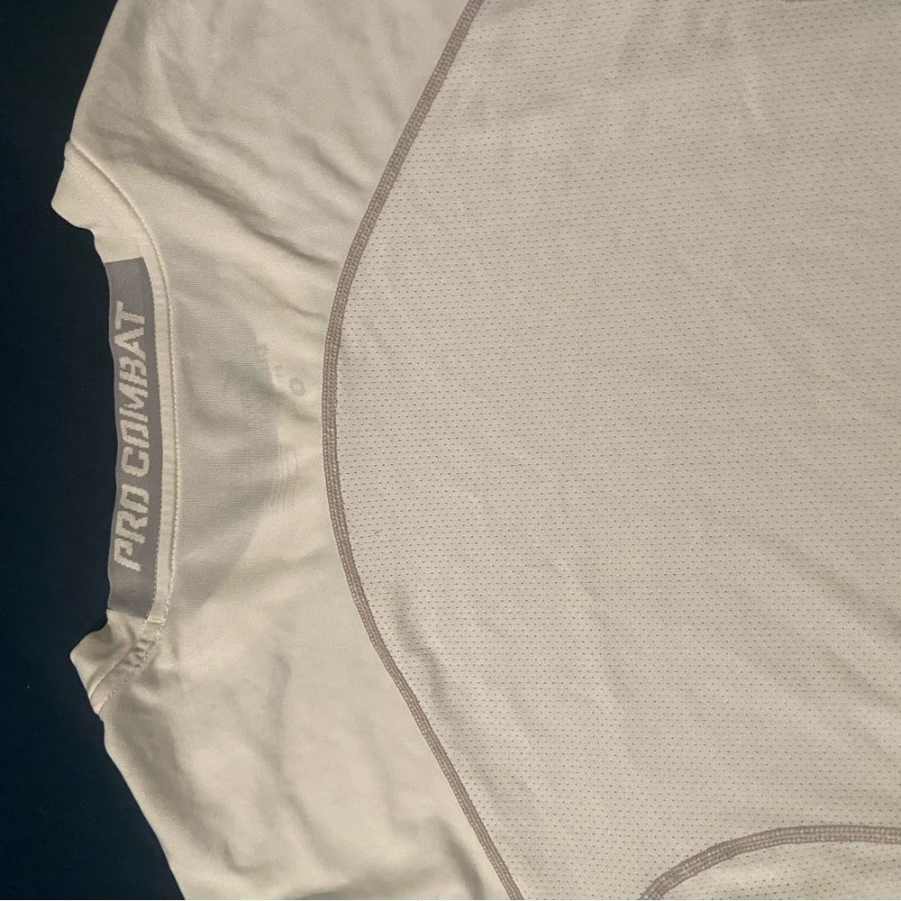Nike Men’s White Dri-FIT Short Sleeve Athletic Shirt - Picture 5 of 5